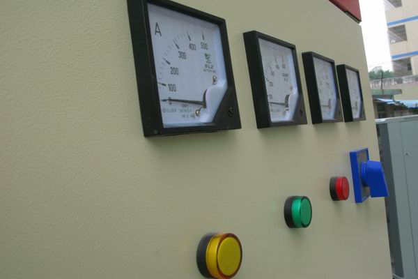 石林配电箱-3683讲讲配电箱的操作和检修步